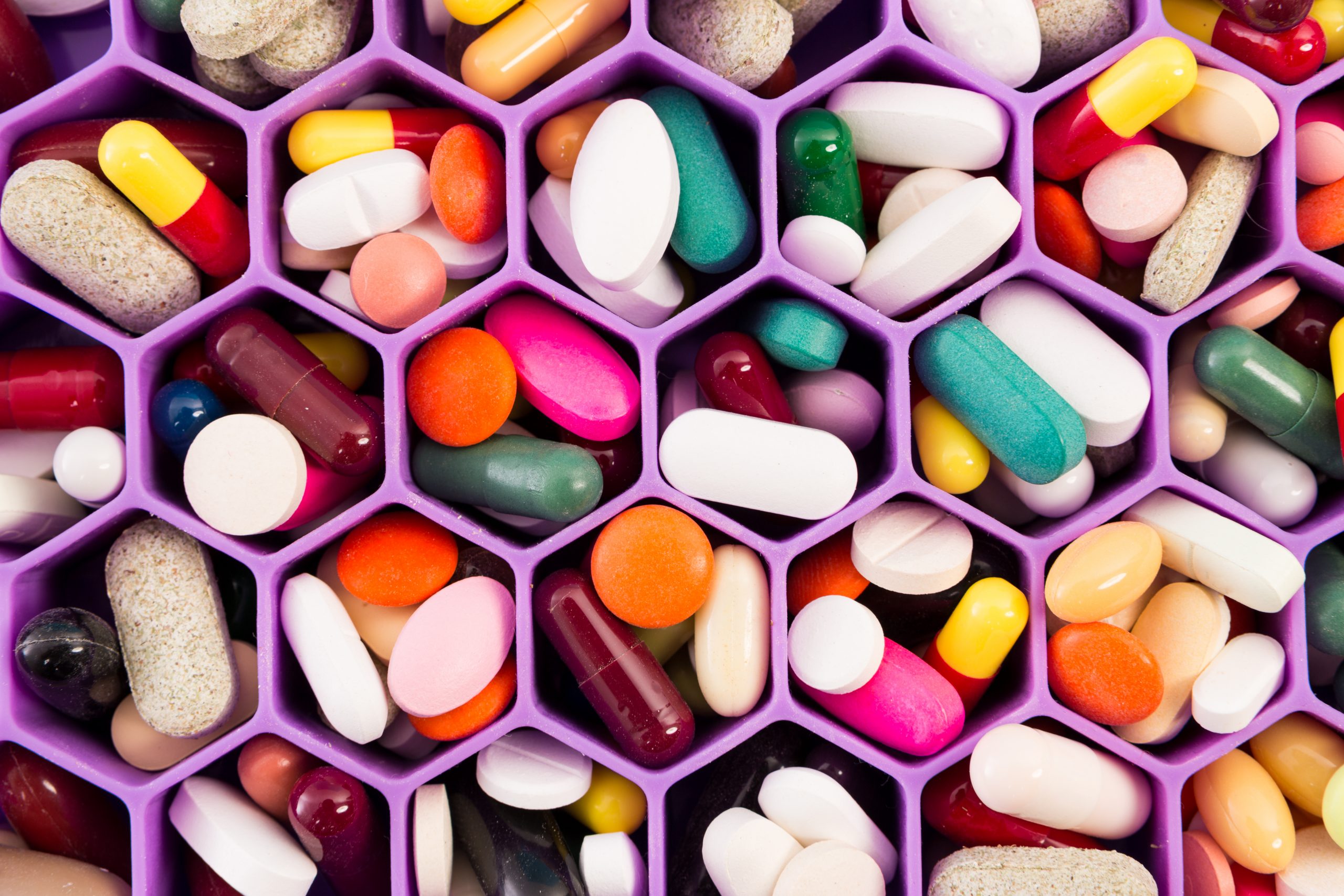 Art vitamins. Разноцветные таблетки. Витамины. Пищевые добавки таблетки.